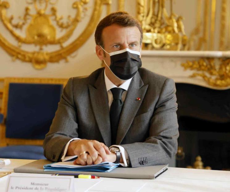 Celular de Macron entre los objetivos Celular de Macron entre los objetivos