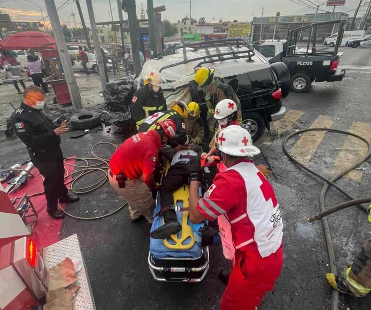 Médico queda lesionado en choque Médico queda lesionado en choque