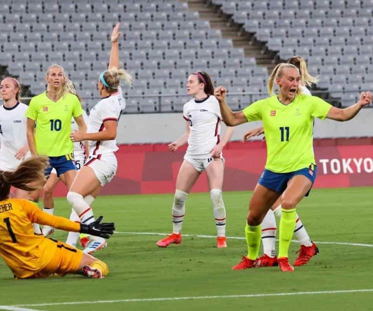 Golean a EU en jornada de futbol femenil Golean a EU en jornada de futbol femenil