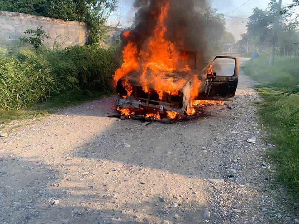 La falta de mantenimiento ocasionó que se incendiara una camioneta