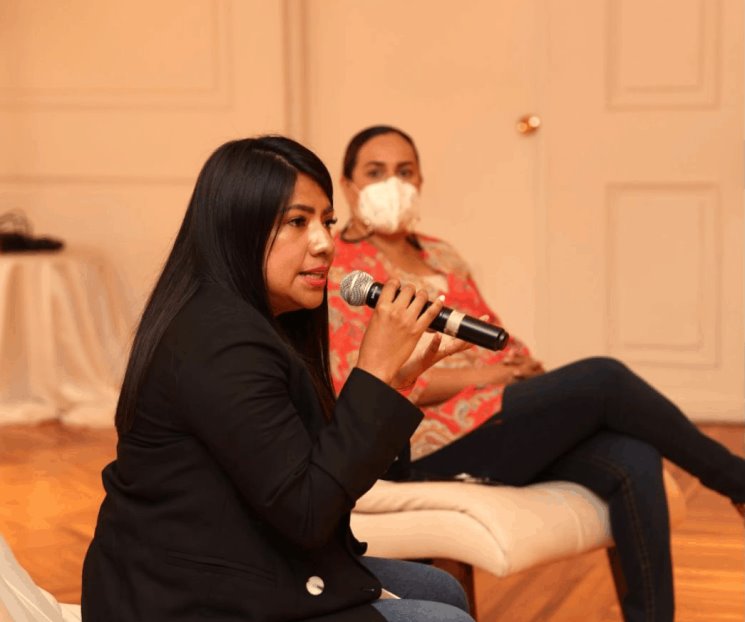 Buscará Indira Kémpis dirigencia estatal de MC Buscará Indira Kémpis dirigencia estatal de MC