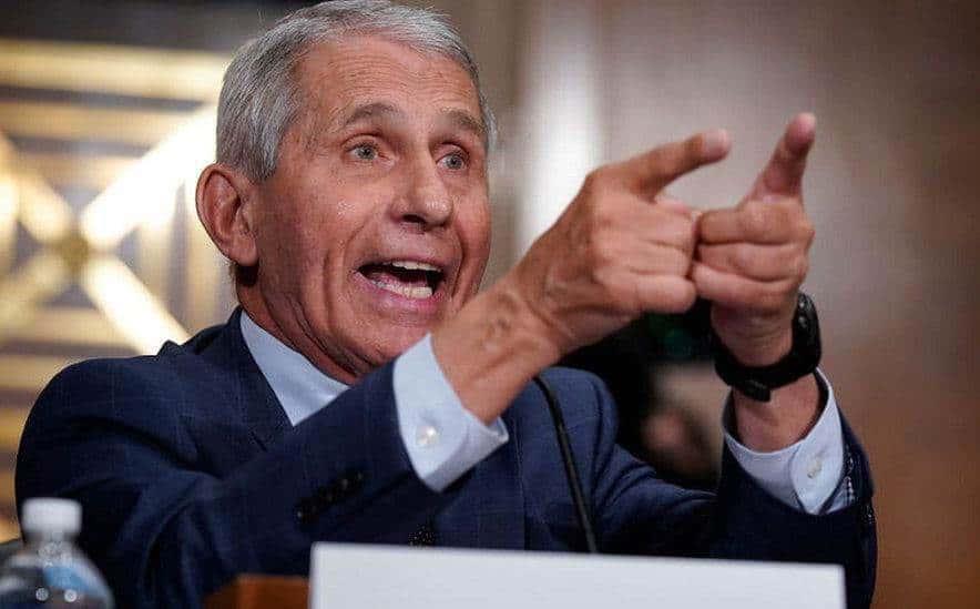 Va EU en dirección equivocada en lucha contra Covid: Fauci