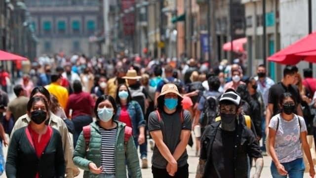 México reporta 484 muertes y 17 mil contagios en 24 horas México reporta 484 muertes y 17 mil contagios en 24 horas