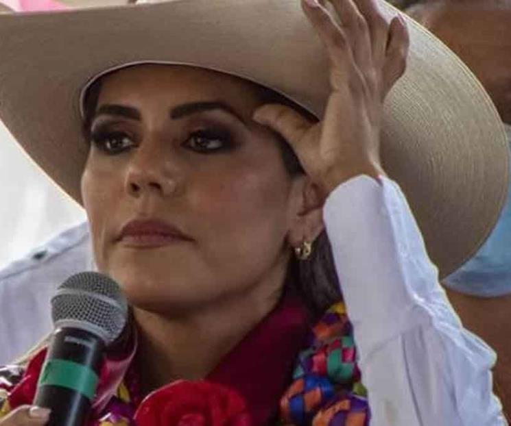 Avanza impugnación contra Evelyn Avanza impugnación contra Evelyn