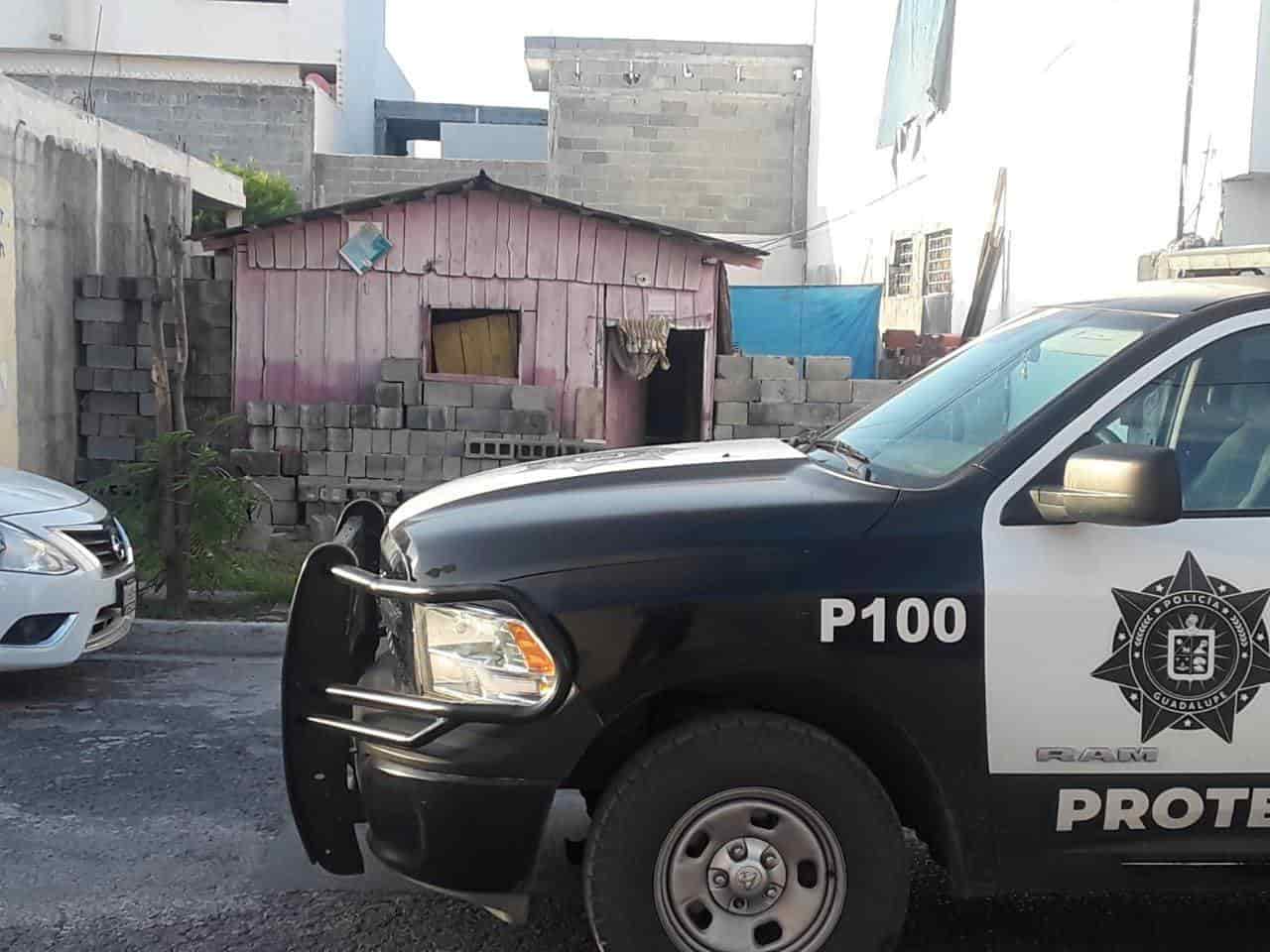 Dos vecinos discutieron, uno de ellos molesto entró a su domicilio y sacó un machete con el cual hirió a su rival