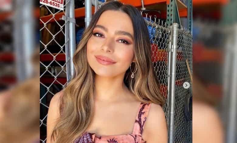 Miranda Cosgrove aprendió a ignorar las críticas desde niña