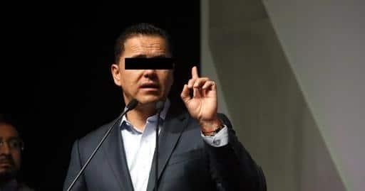 Juez admite a trámite amparo de Sandoval Juez admite a trámite amparo de Sandoval