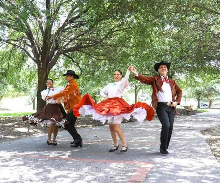 ... Y saque polvareda con el taconazo ... Y saque polvareda con el taconazo