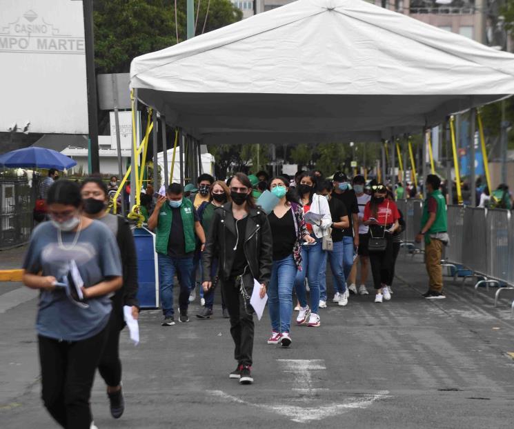 Sacan reservas, luego de sobredemanda de dosis Sacan reservas, luego de sobredemanda de dosis