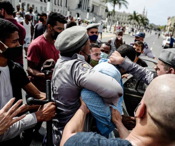 Biden sanciona a la Policía Nacional de Cuba Biden sanciona a la Policía Nacional de Cuba