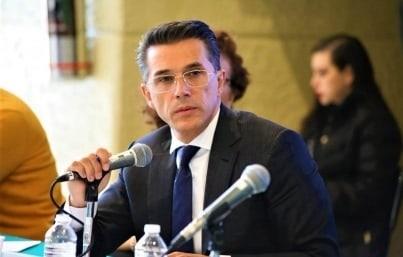 Sergio Mayer presume Doctorado Honoris Causa Sergio Mayer presume Doctorado Honoris Causa