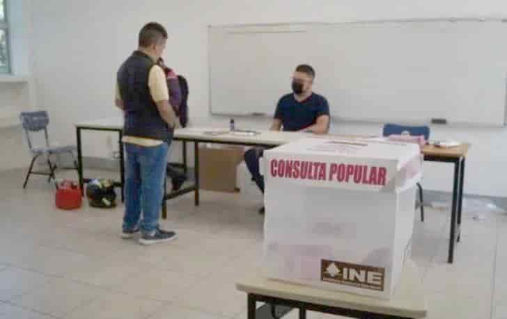 Ni Fox, ni su pueblo se interesaron en consulta