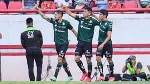 Santos busca aprovechar el mal arranque del Cruz Azul
