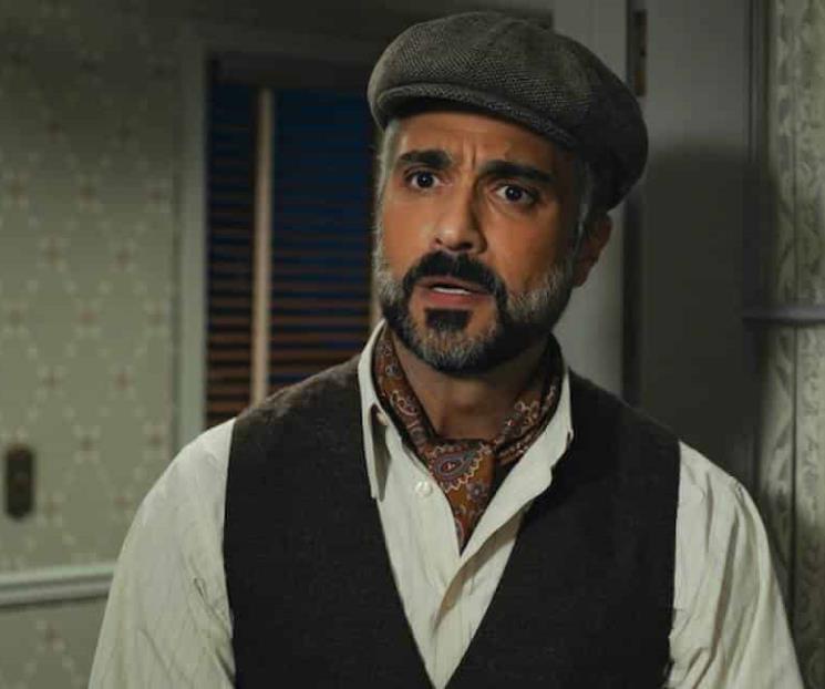 Jaime Camil vuelve a la TV con Schmigadoon!