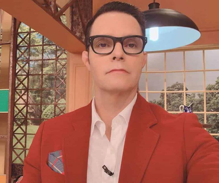 Horacio Villalobos responde tras acusación por acoso sexual