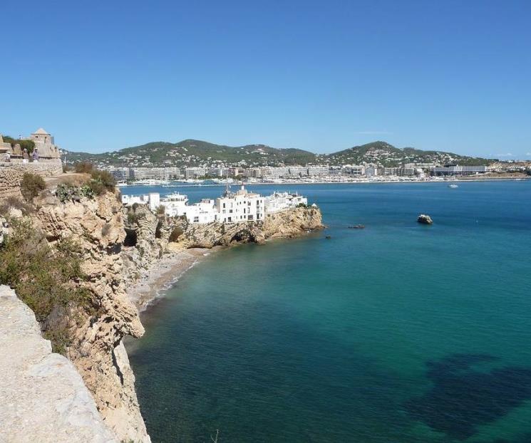 Ibiza busca reclutar extranjeros para infiltrarse en fiestas