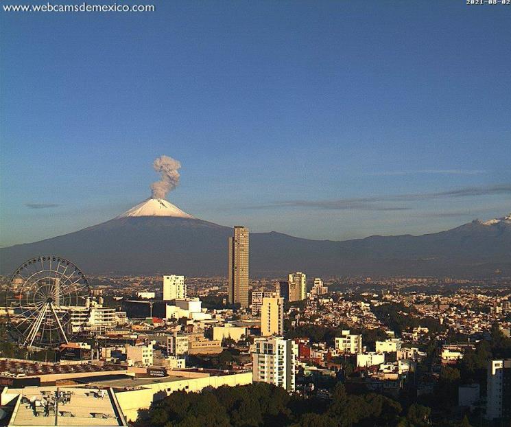 Volcán Popocatépetl presenta actividad