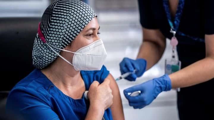 Analizan sea obligatoria la vacunación en EU