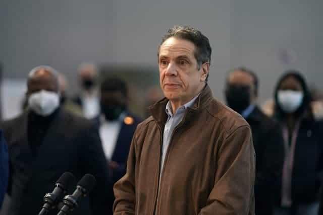 Surgen más casos de acoso sexual del gobernador de NY