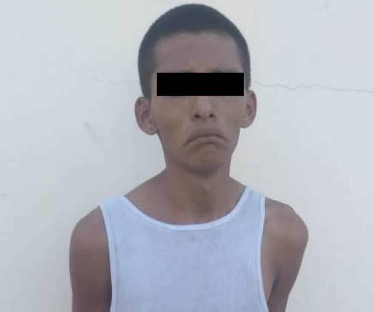 Arrestan a hombre por robo en plantel educativo