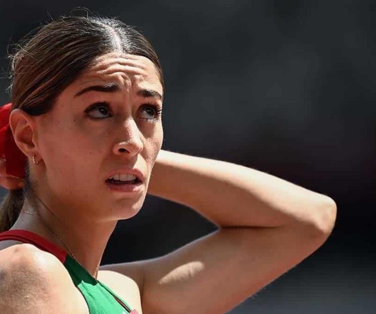 Avanza Paola Morán a semis de 400 metros