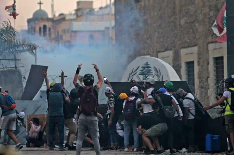 Marca furia aniversario de explosión en Líbano