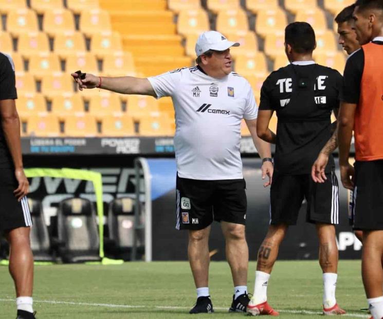 Miguel Herrera ya tiene plantel completo