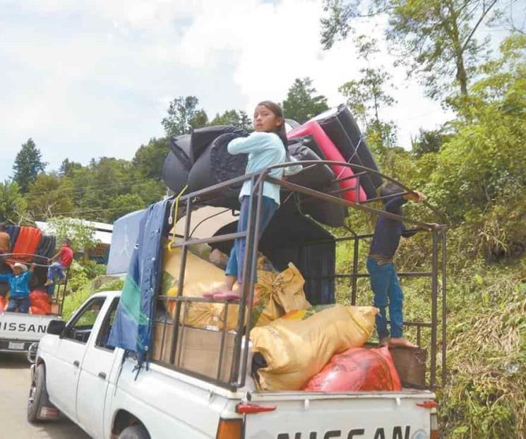 Vuelven, aún con miedo, a casa 500 desplazados