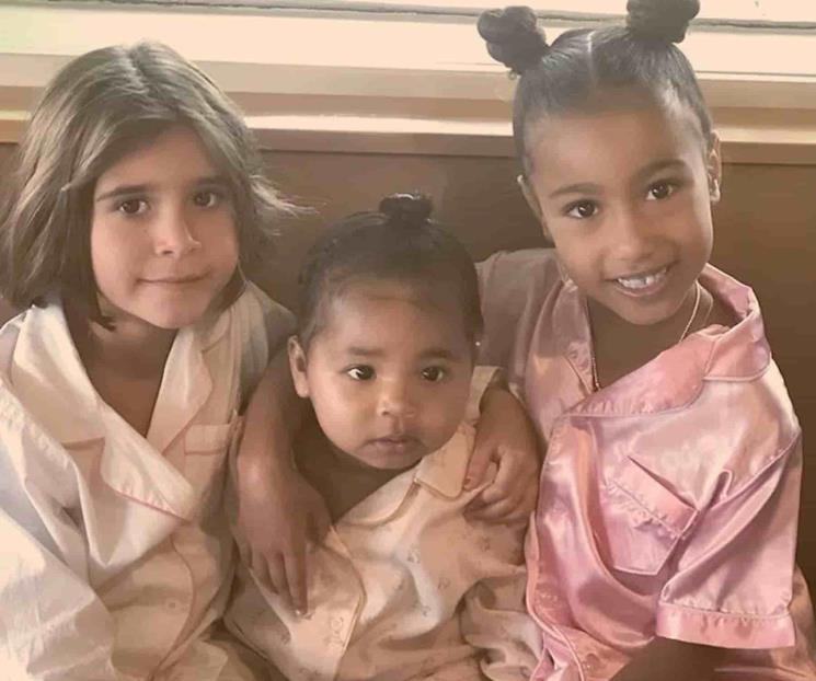 Hijas de Kim y Kourtney Kardashian debutan como empresarias