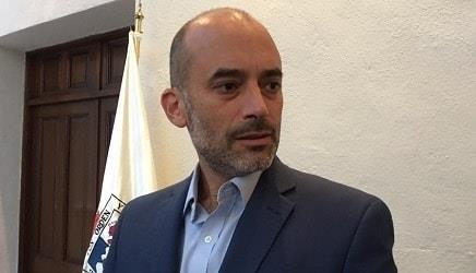 Reacomoda Miguel su gabinete