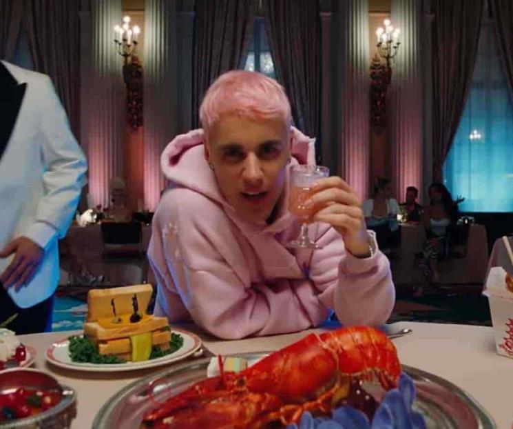 Bieber asegura que conspiran para hacerlo parecer enfermo