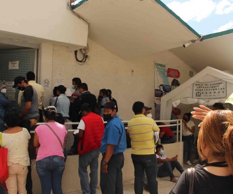 Vuelve angustia afuera de hospitales