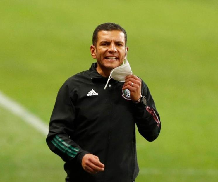 Deja abierta la posibilidad de quedarse en el cargo Deja abierta la posibilidad de quedarse en el cargo