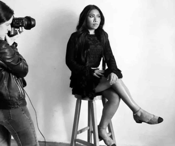 Yalitza Aparicio vuelve deslumbrar en redes sociales