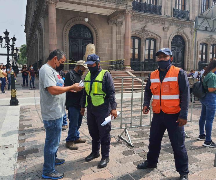A partir del martes vacunarán a mayores de 18 en el sur
