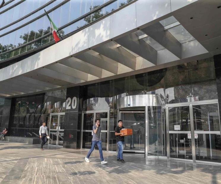 FGR debe transparentar comunicaciones privadas