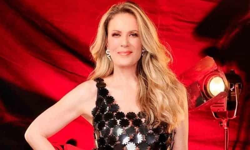Hospitalizan a Rebecca de Alba tras contagio de Covid