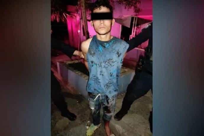 Dispara asaltante contra policías; lo detienen
