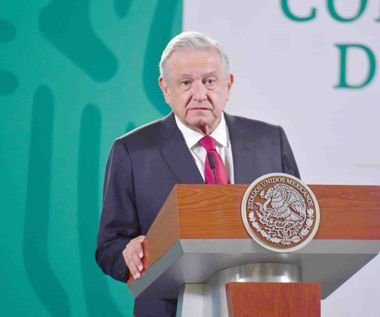 Enoja a AMLO que no discutan ley de revocación