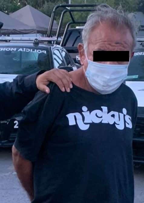 Un hombre de la tercera edad fue detenido luego que le arrebató un aparato celular a una menor
