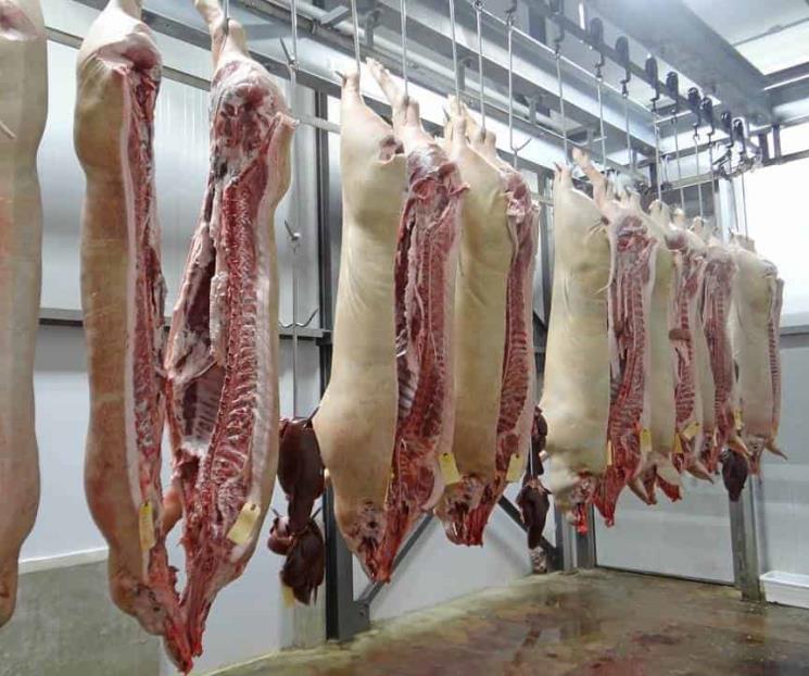 Revisan aumentos en pollo, res y cerdo