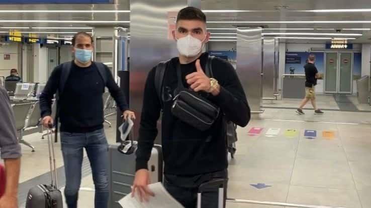 Pasa Johan Vázquez exámenes médicos