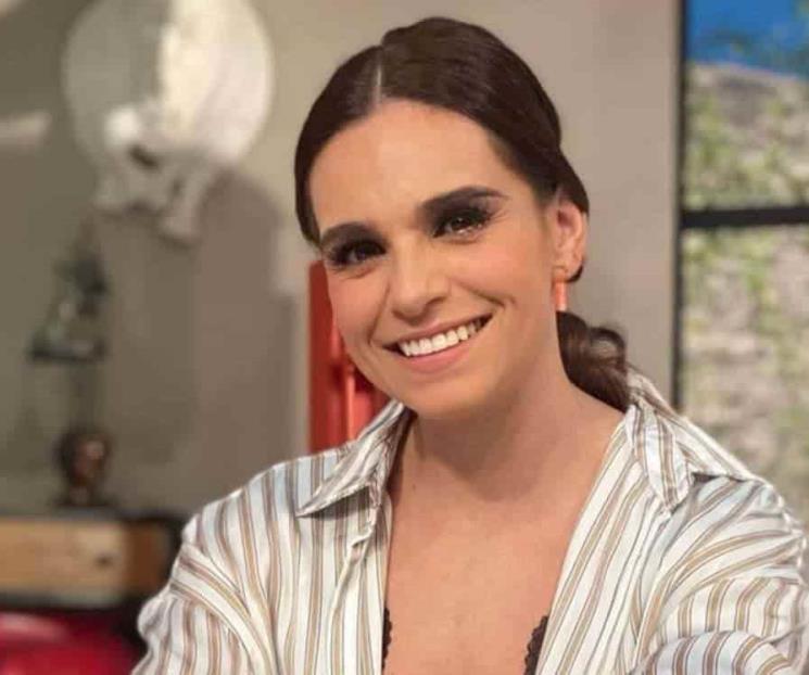 Tania Rincón recuerda su primer trabajo como payasita