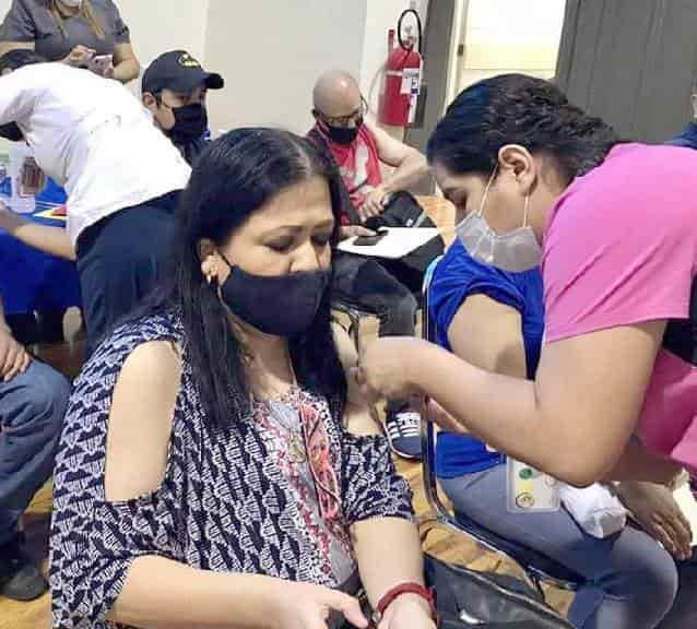 Se quedan sin vacunar millennials por buscar una marca