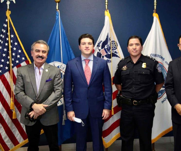 Inician mañana vacunación de trabajadores de NL en Laredo Inician mañana vacunación de trabajadores de NL en Laredo