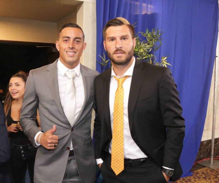 Gignac lo felicita Gignac lo felicita