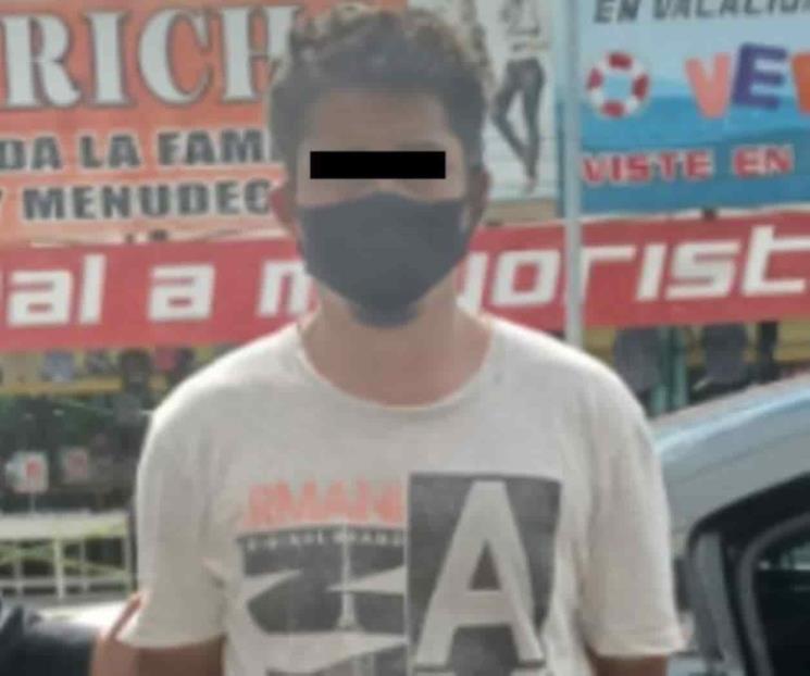 Arrestan a hombre en motocicleta con reporte de robo Arrestan a hombre en motocicleta con reporte de robo