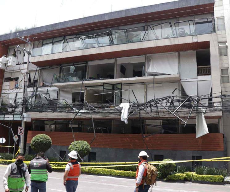 Terror y caos por explosión en edificio