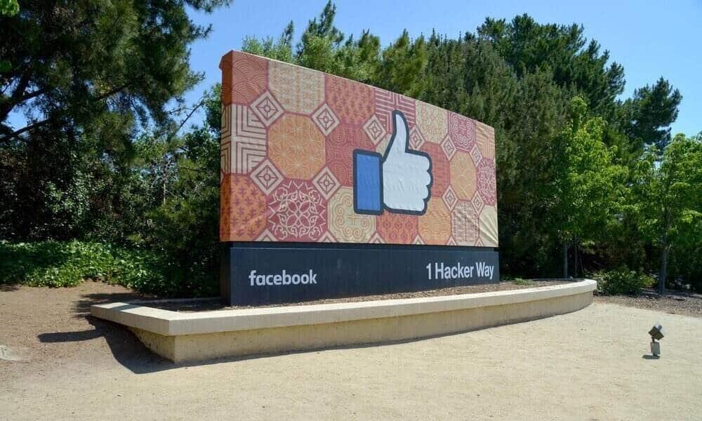 Facebook retrasa su vuelta a la oficina hasta 2022 Facebook retrasa su vuelta a la oficina hasta 2022