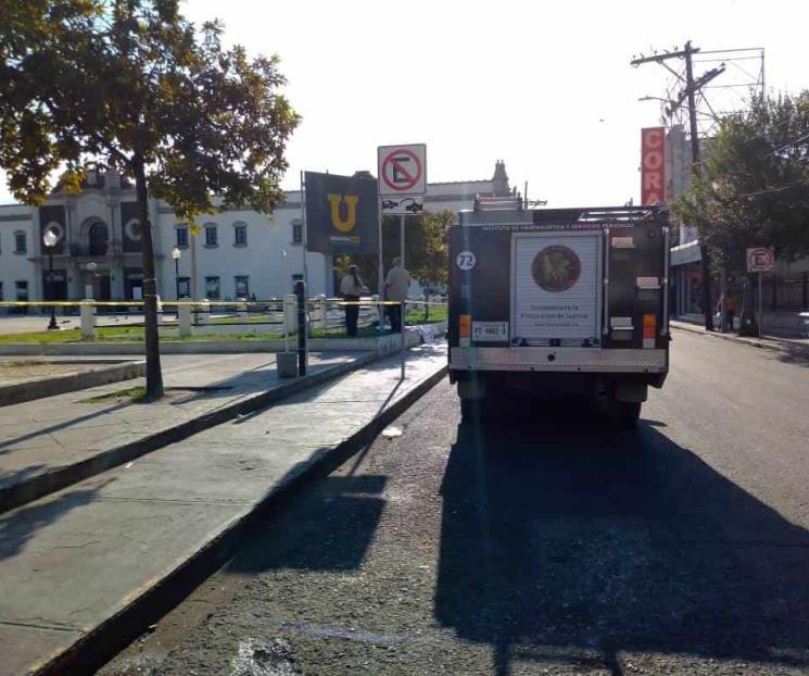 Hallan cadáver en plaza de Colegio Civil